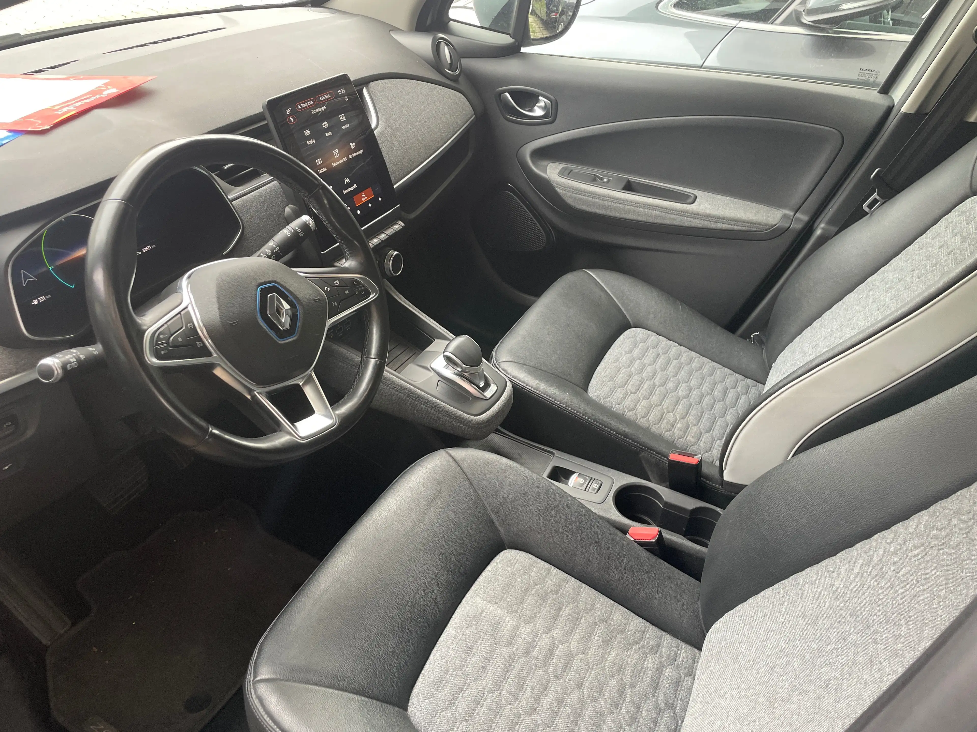 Renault ZOE Intens — photo 15