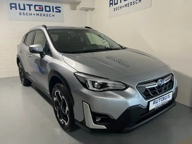 Subaru XV 2.0i E-BOXER  LUXURY