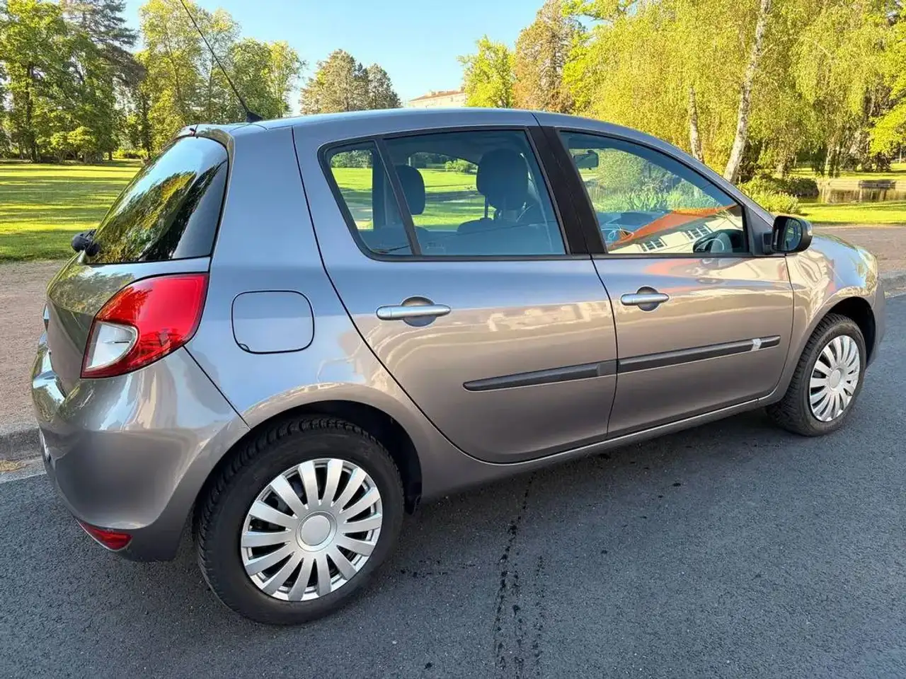 Renault Clio III dCi 75 eco2 20th Euro 5