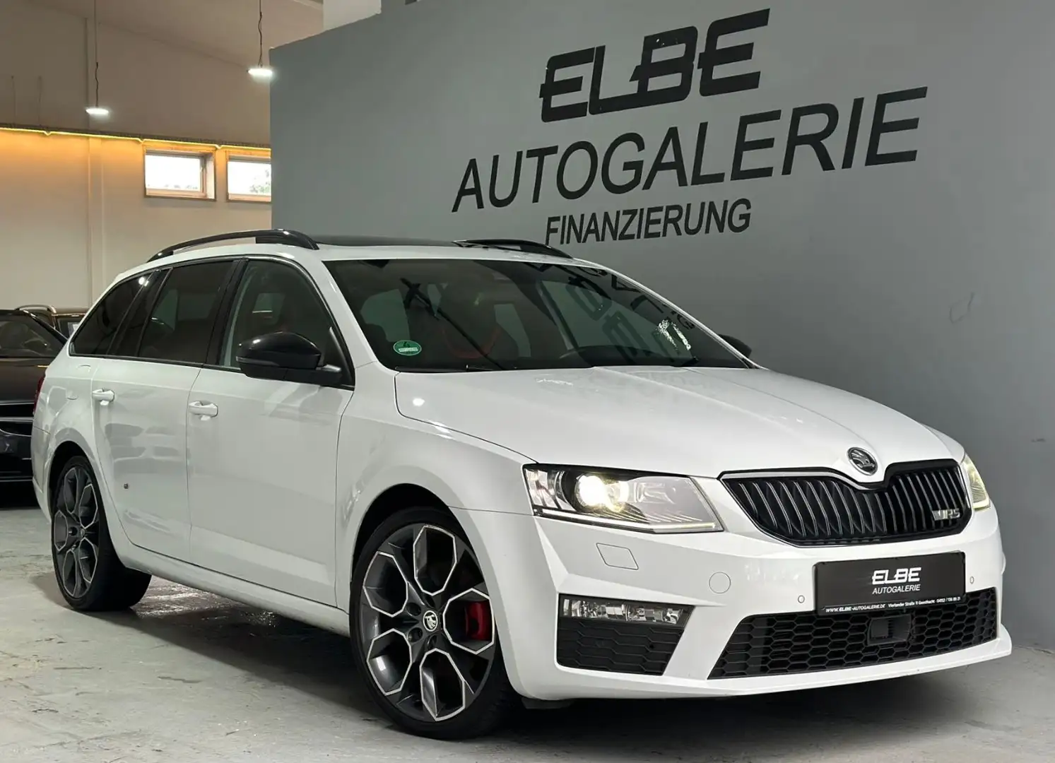 Skoda Octavia Combi 2.0 TDI DSG RS Voll 2.Hand EURO6 Wit - 1