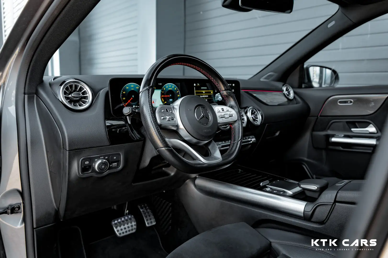 Mercedes-Benz GLA 250 e AMG Line Sfeer|Pano|Line|Cruise|Camera|Elek.Koff Grijs - 2