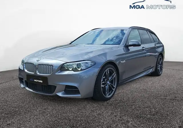 BMW M550 M550D Touring (F11) 380Cv BVA8 09-2013