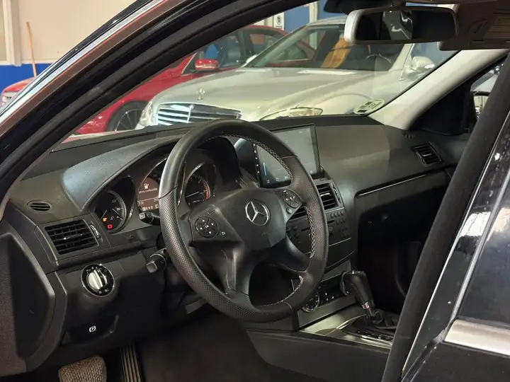 Mercedes-Benz Clase C 2009, foto 13