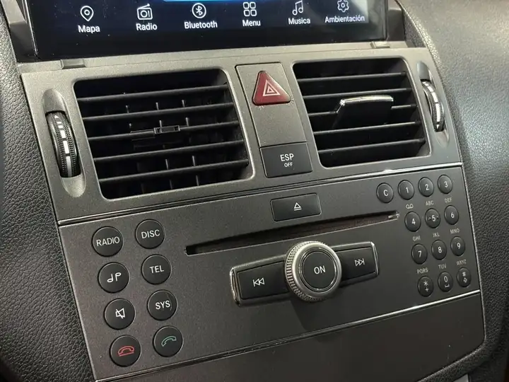 Mercedes-Benz Clase C 2009, foto 21