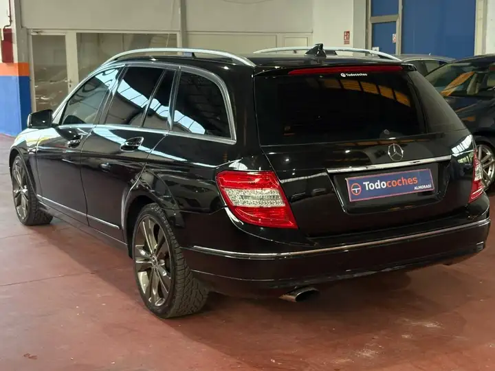 Mercedes-Benz Clase C 2009, foto 9