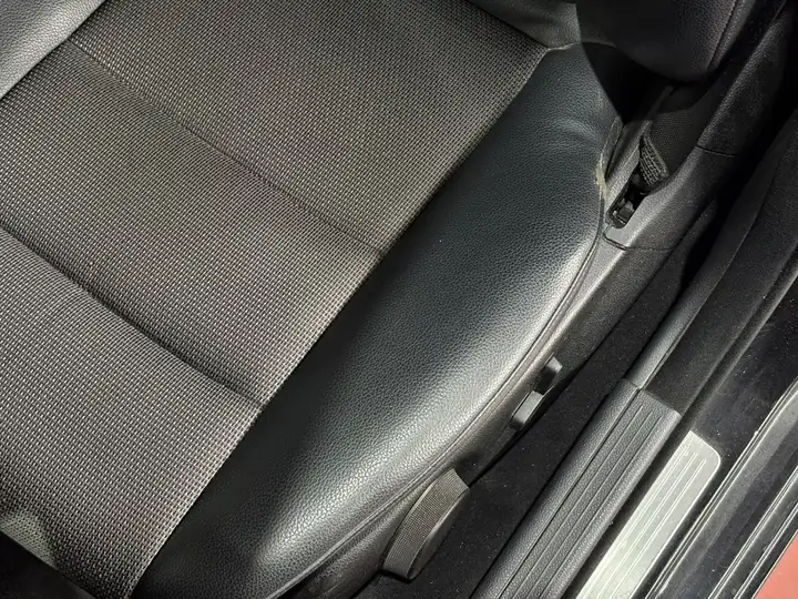 Mercedes-Benz Clase C 2009, foto 26