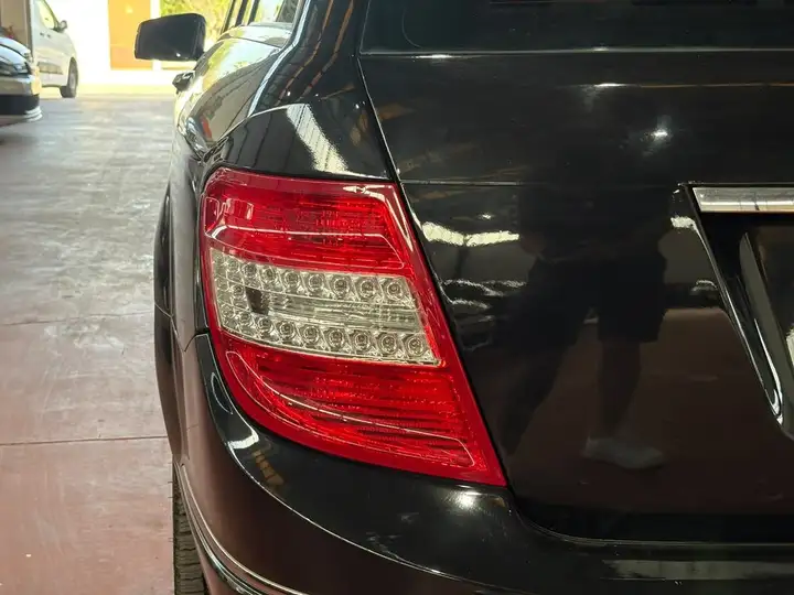 Mercedes-Benz Clase C 2009, foto 12