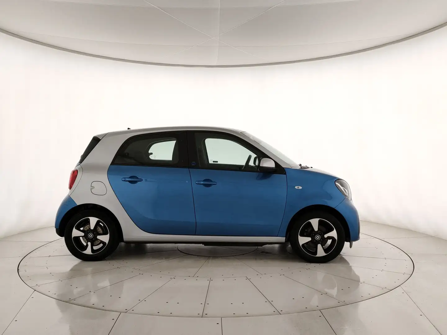 smart forFour Forfour eq Passion 22kW Blu/Azzurro - 2