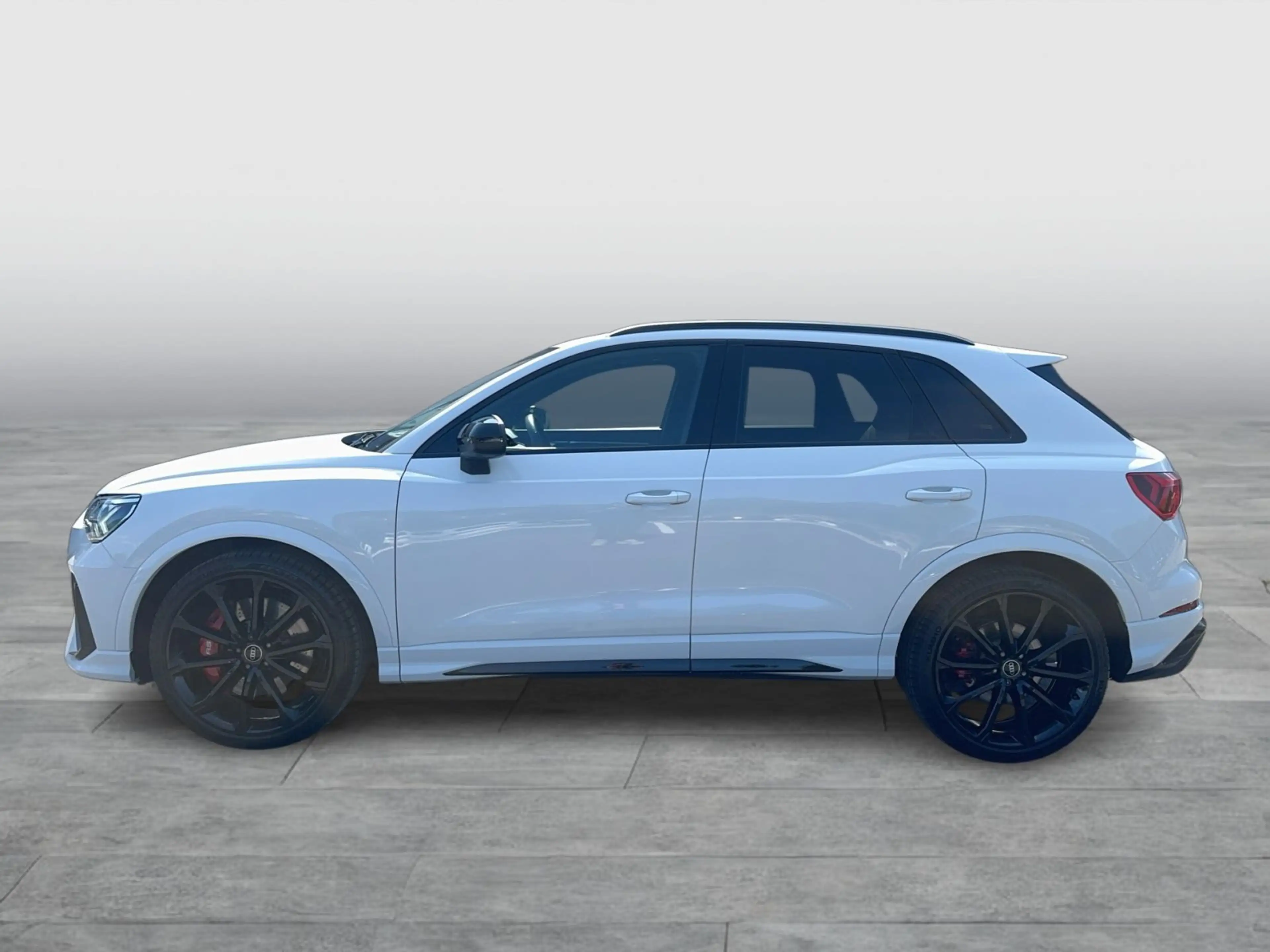 Audi RS Q3 quattro RS-AGA AHK PANO MATRIX 360° SONOS — photo 3