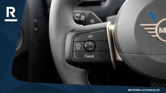 Mini Cooper Cooper view 14