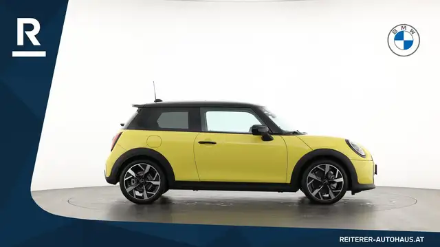 Mini Cooper Cooper view 5