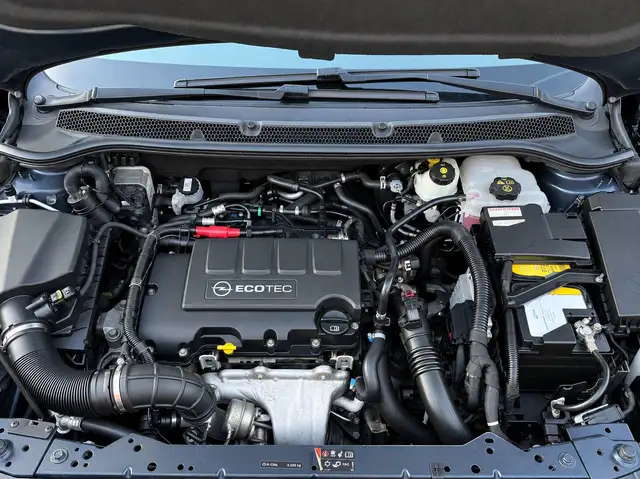 Opel Astra view 30