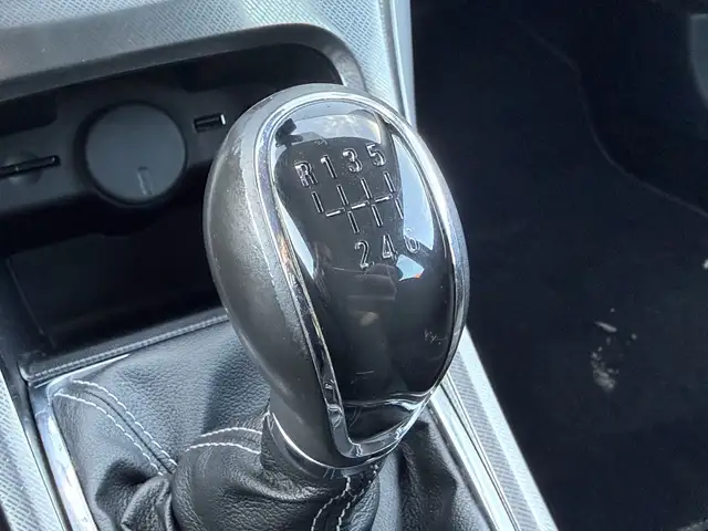 Opel Astra view 26