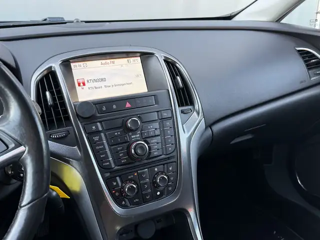 Opel Astra view 17