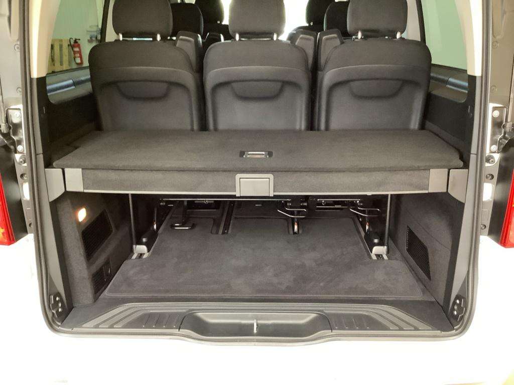 Mercedes-Benz V 250