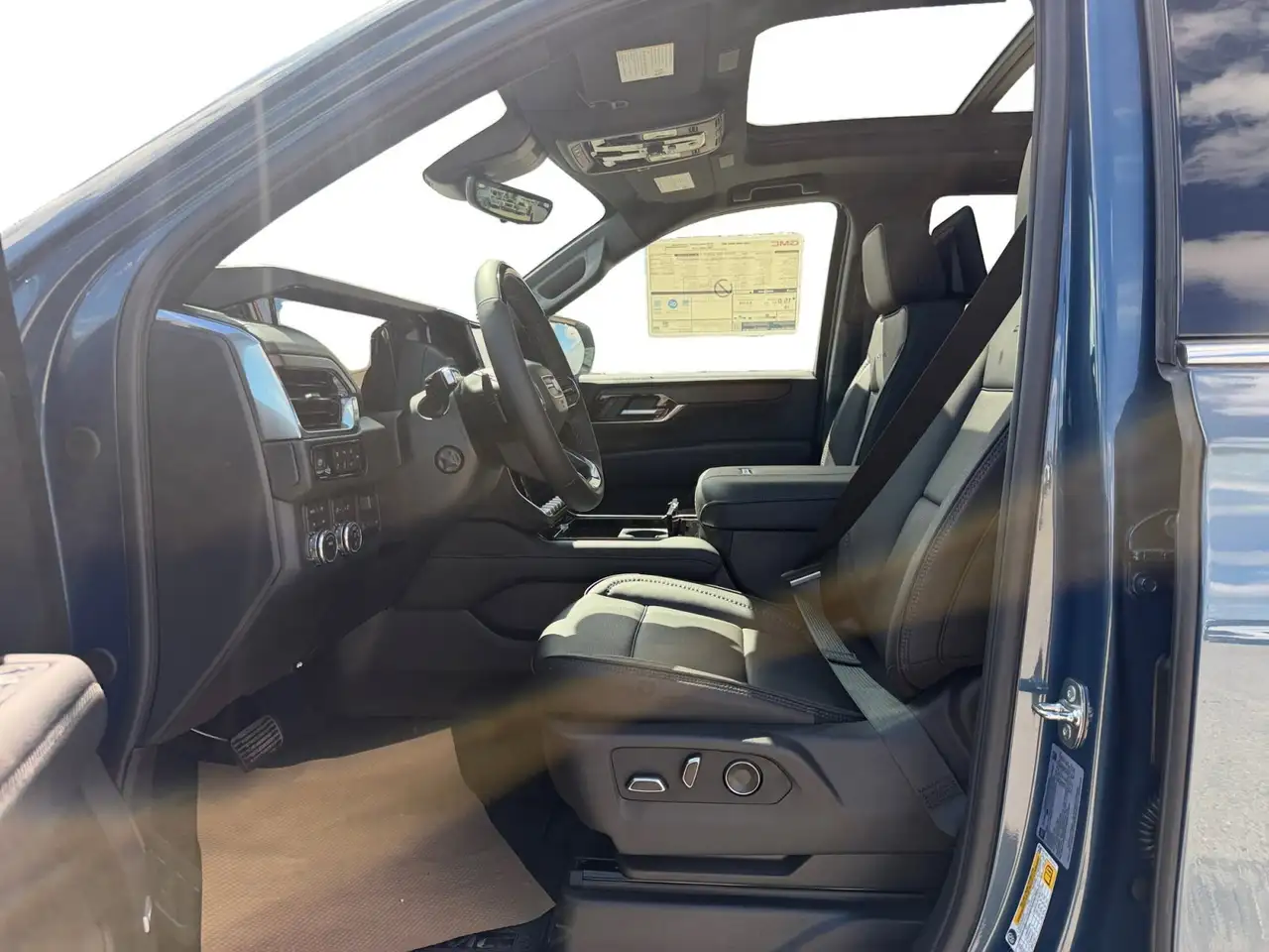 GMC Yukon снимка GMC Yukon