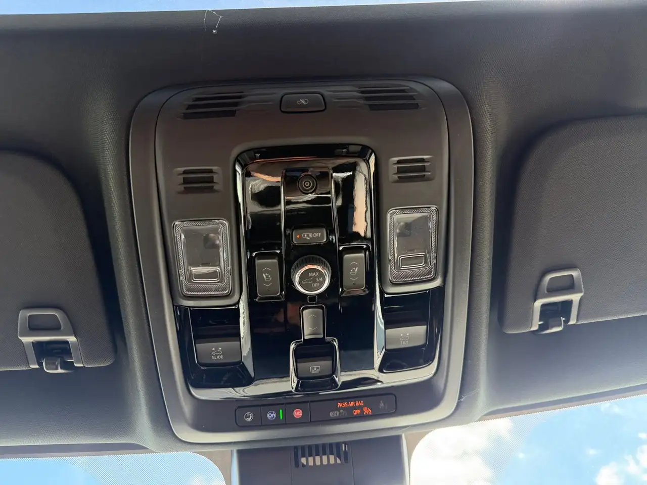 GMC Yukon снимка GMC Yukon