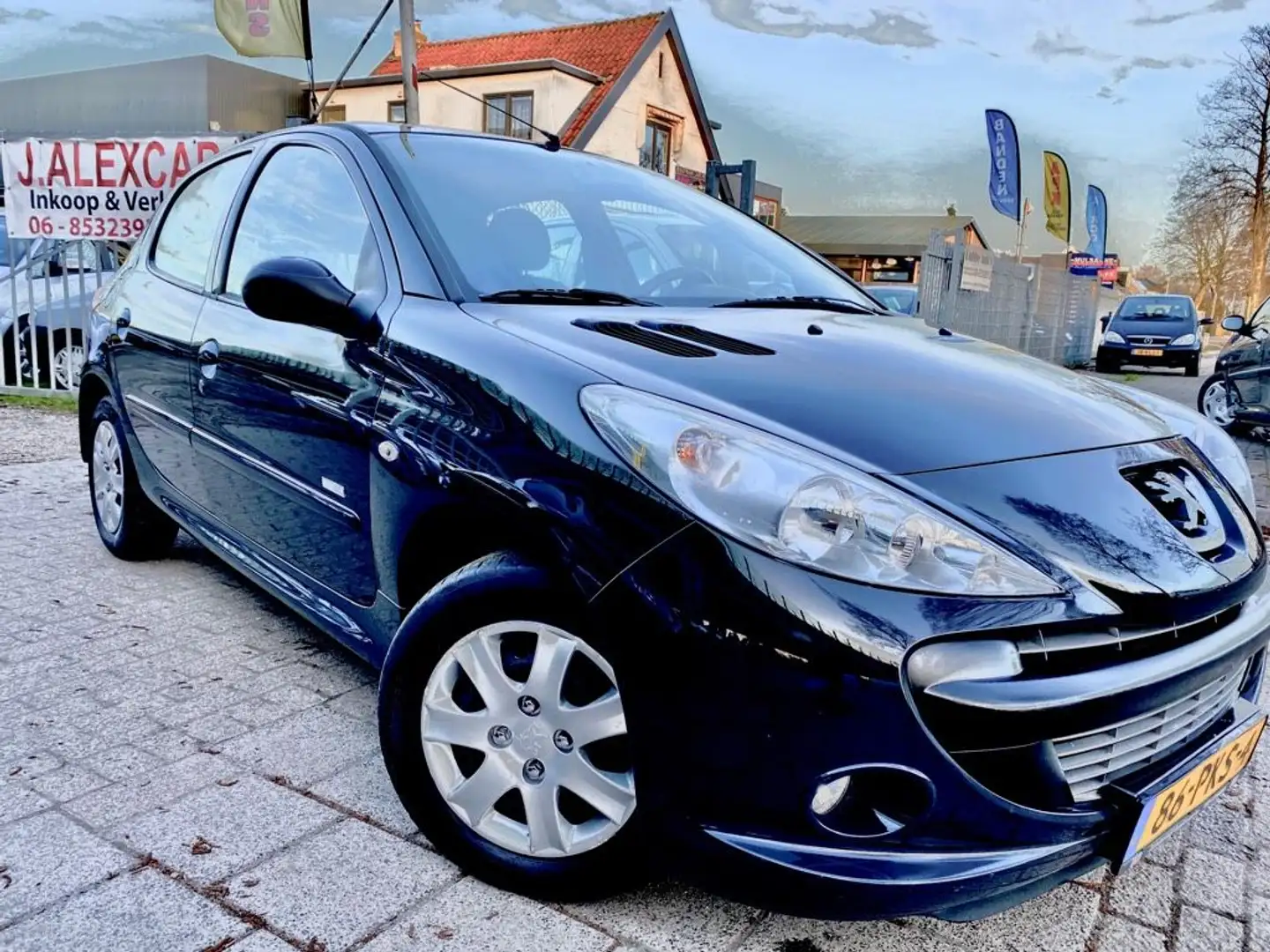 Peugeot 206 + 1.4 Millesim 200 Grijs - 1