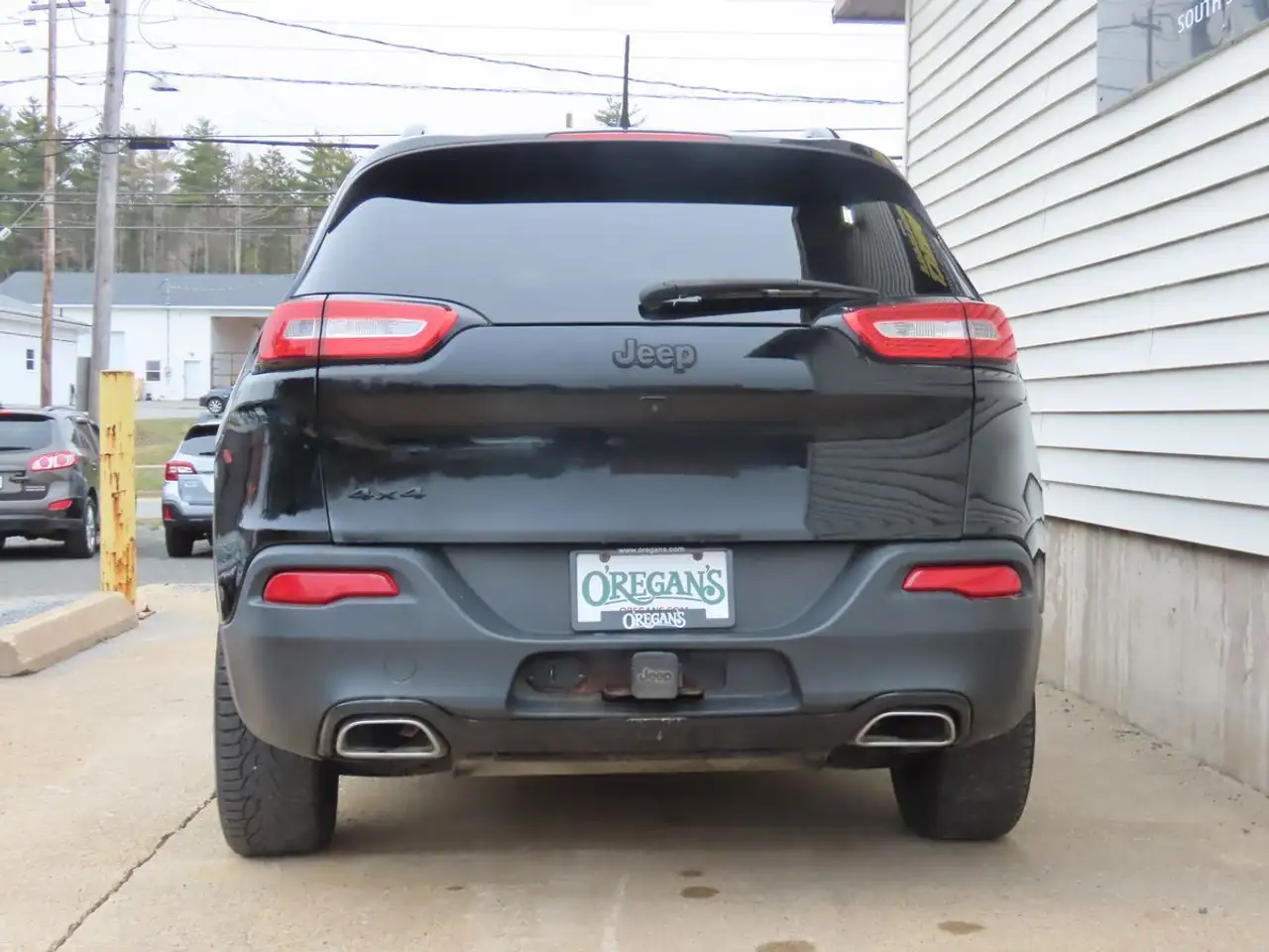 Jeep Cherokee снимка Jeep Cherokee