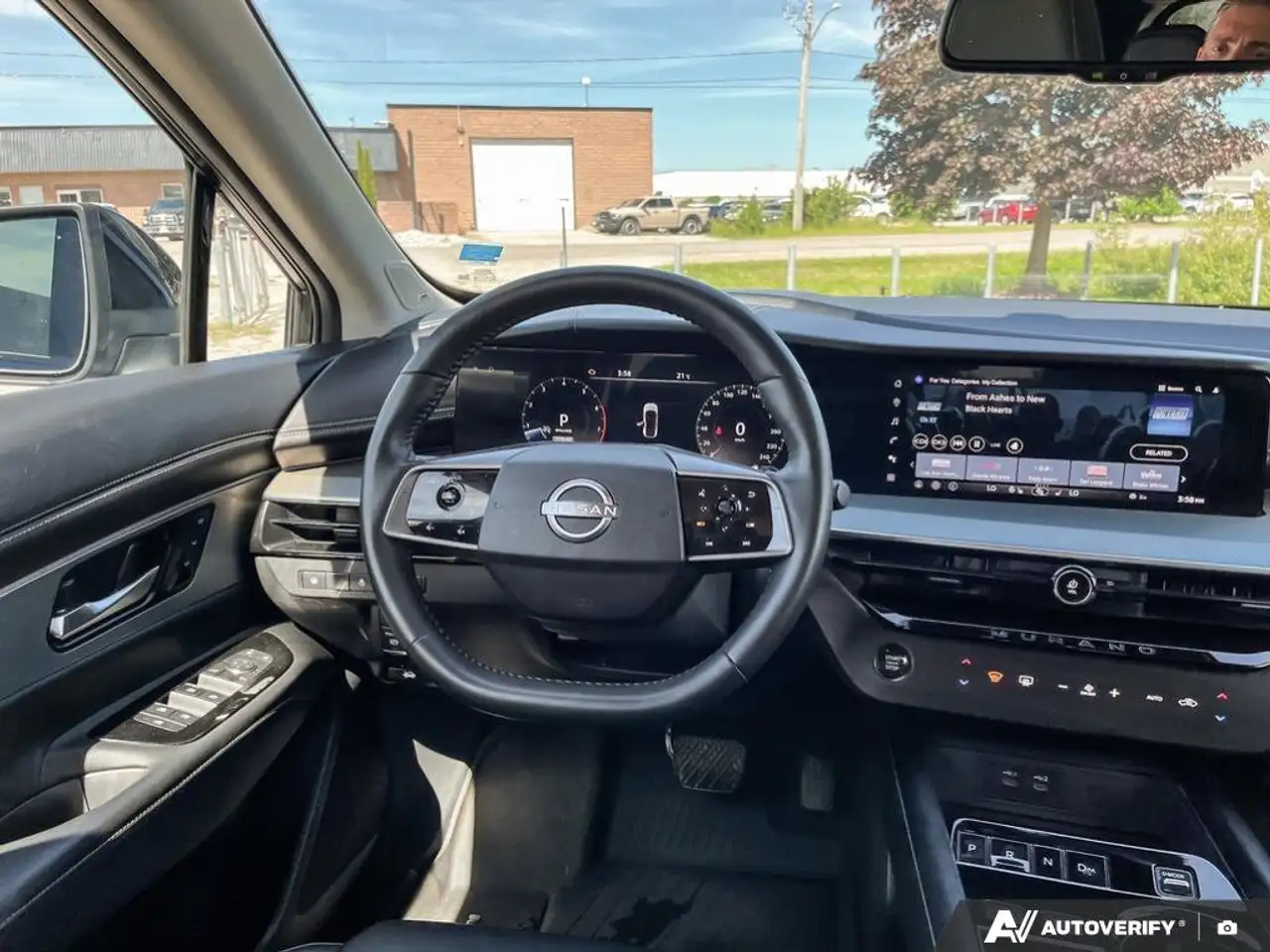 Nissan Murano снимка Nissan Murano