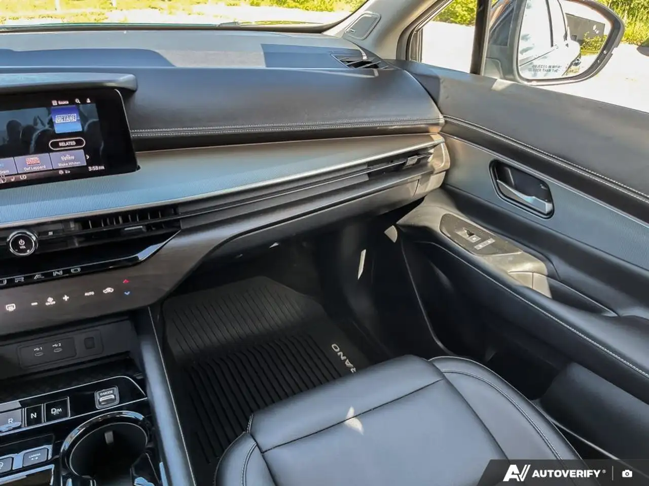 Nissan Murano снимка Nissan Murano