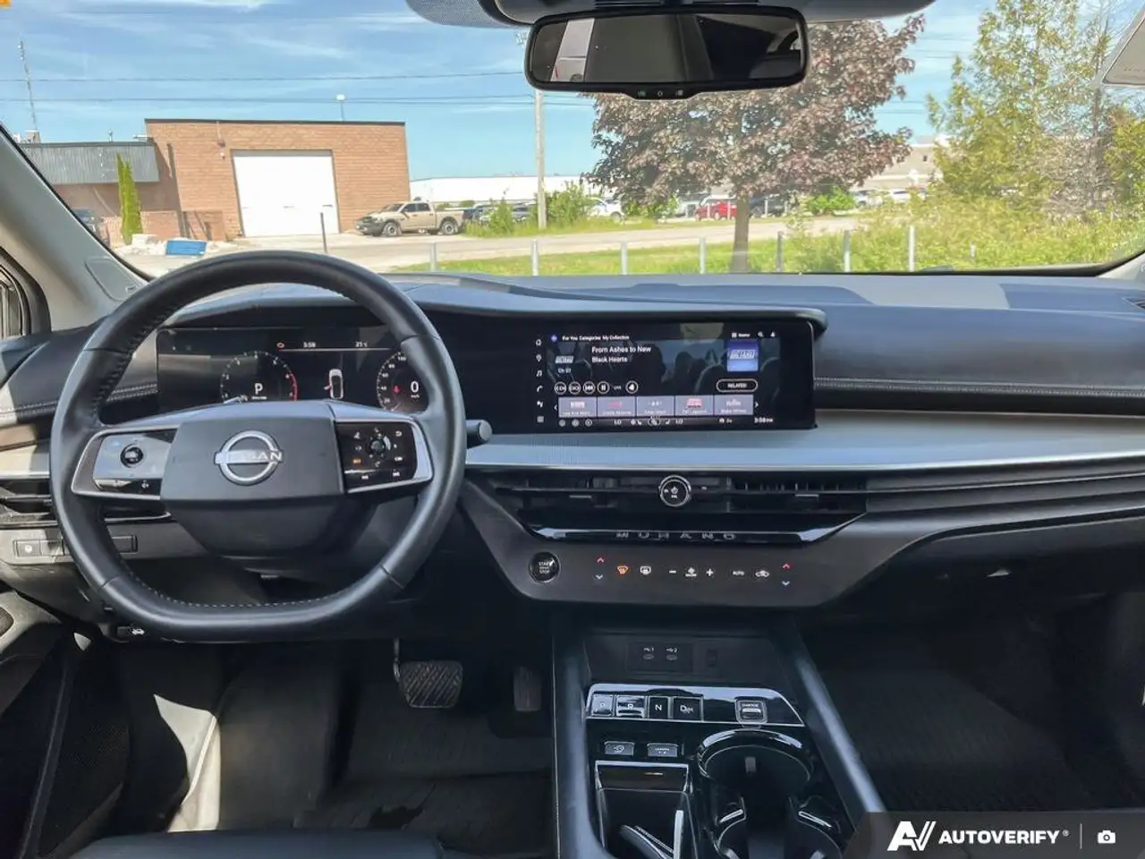 Nissan Murano снимка Nissan Murano