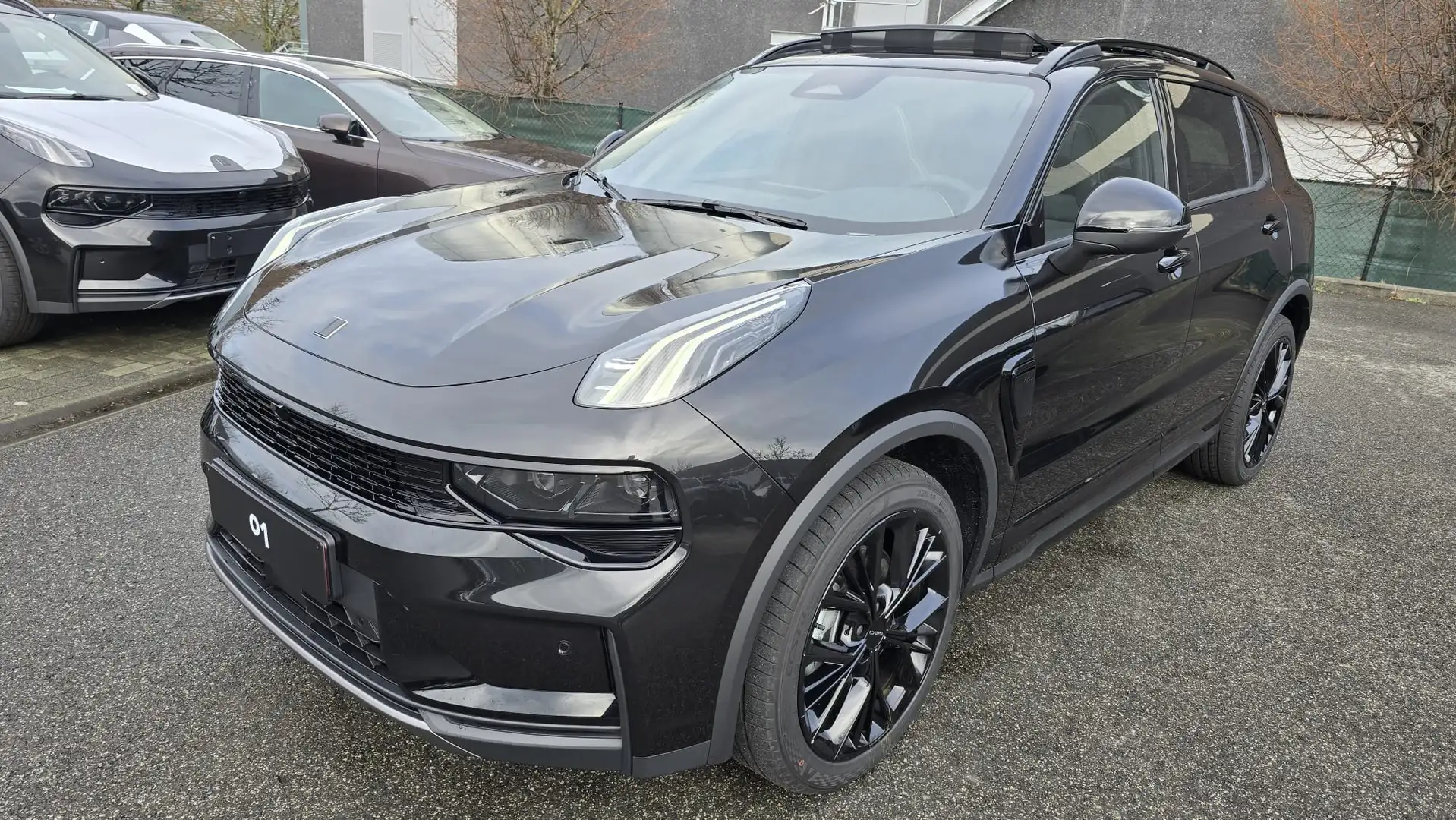 Lynk & Co 01 More - Stock Actie Zwart - 1