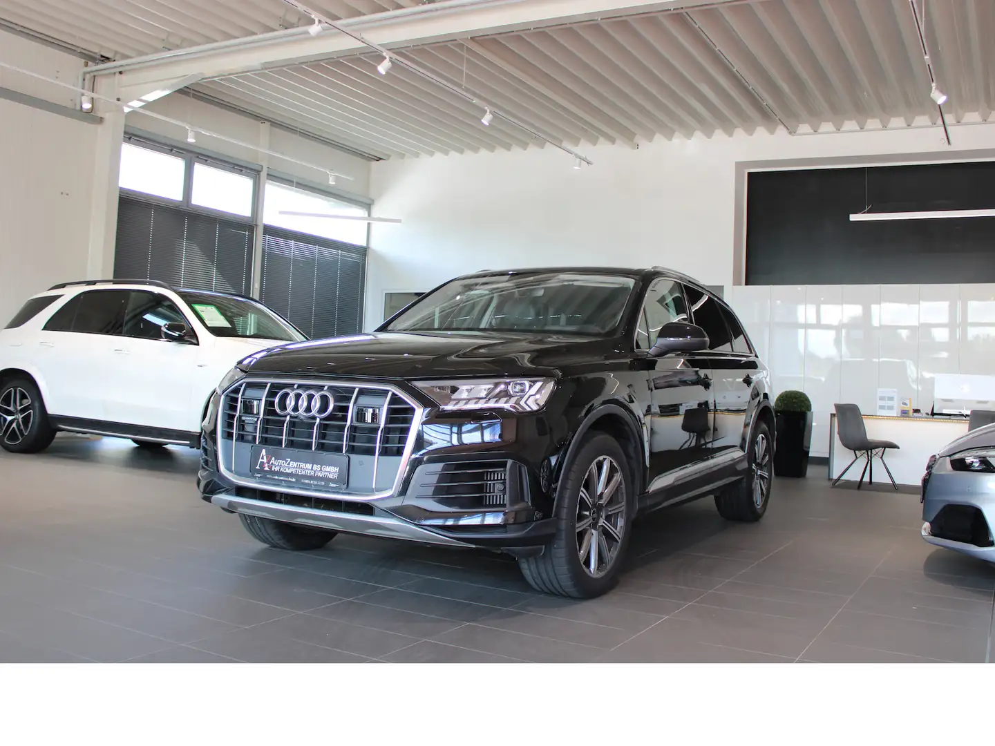 Audi Q7 55 TFSI Quattro LED*VIRT*HEAD*SHZ*Standh Schwarz - 1