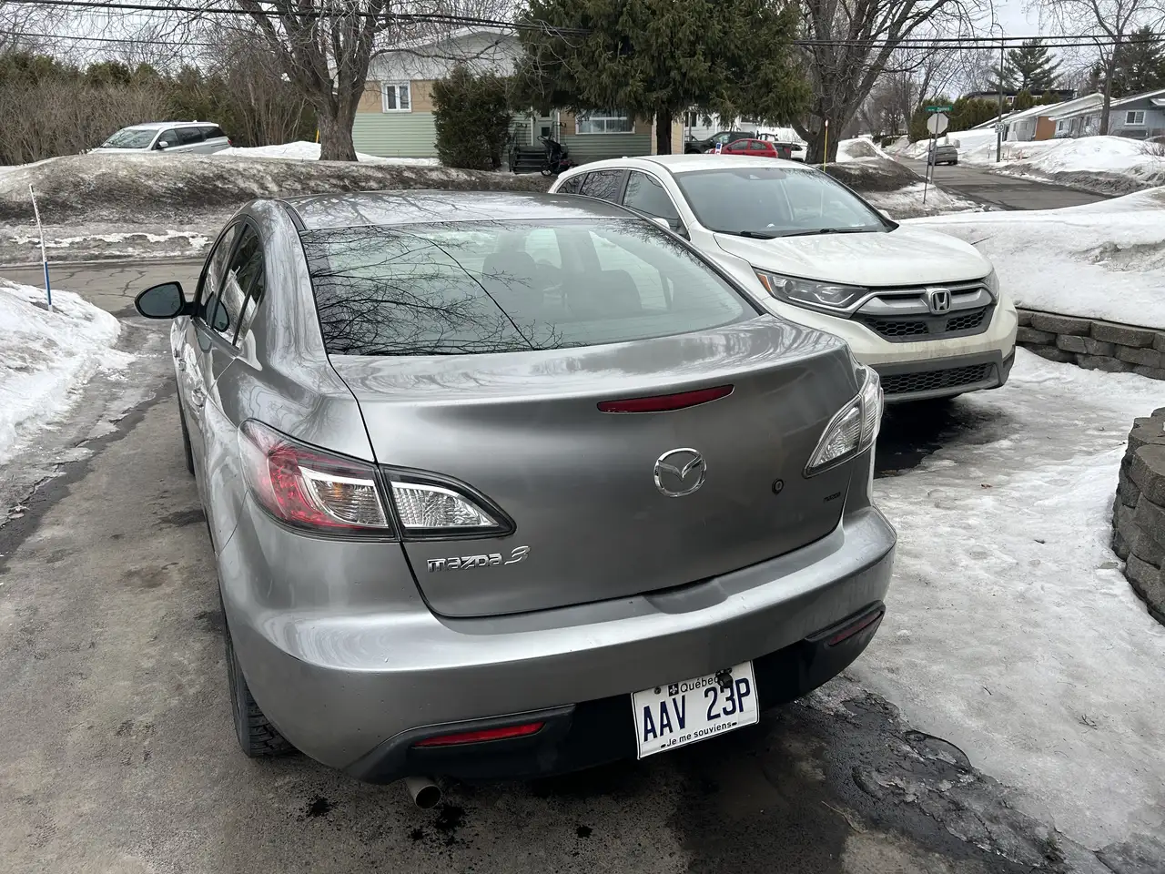 Mazda 3 снимка Mazda 3