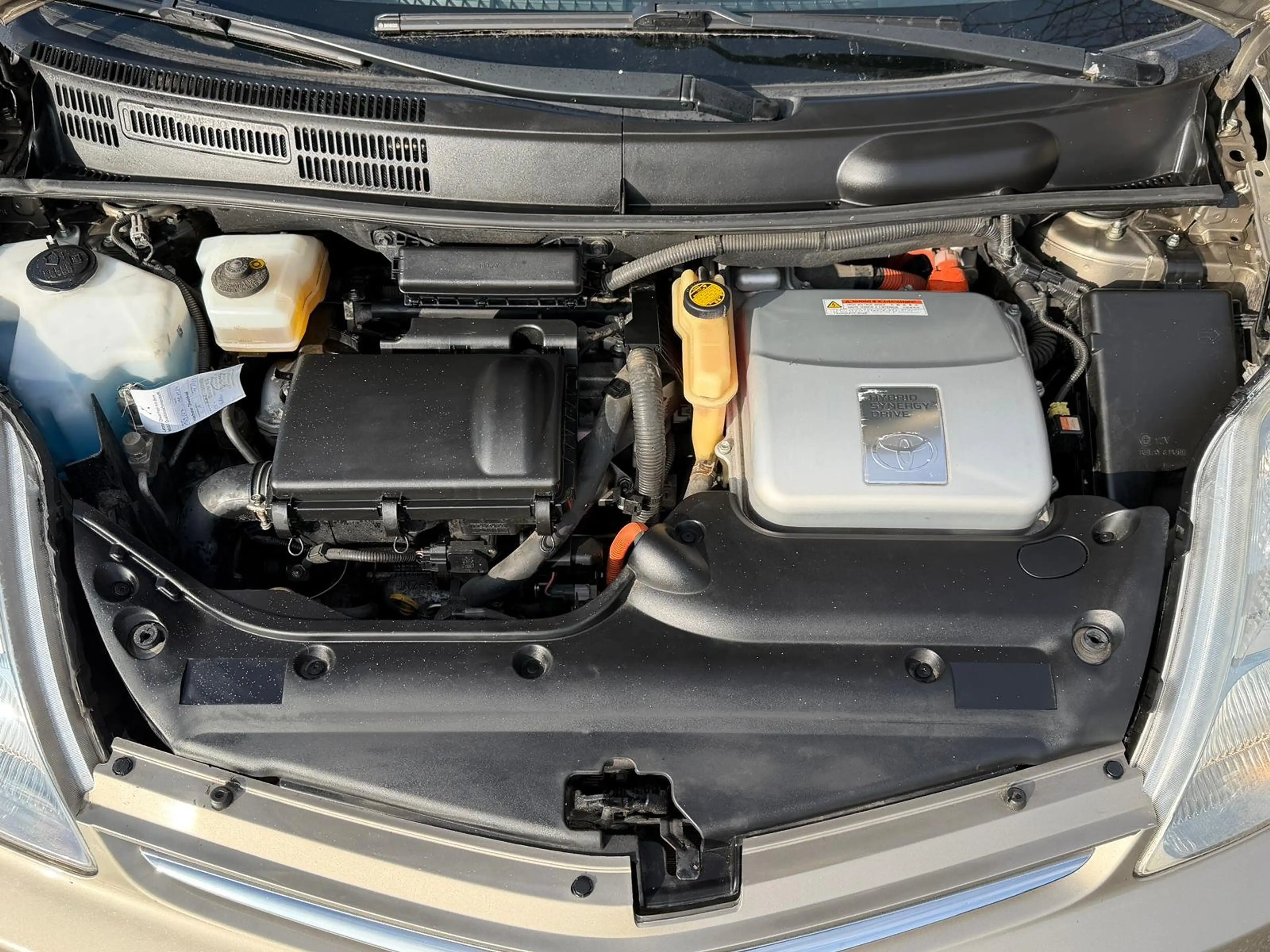 Toyota Prius 1,5 VVT-i Hybrid**Pickerl Service Neu**1.Besitz** — photo 11