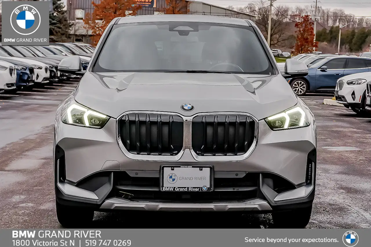 BMW X1 снимка BMW X1