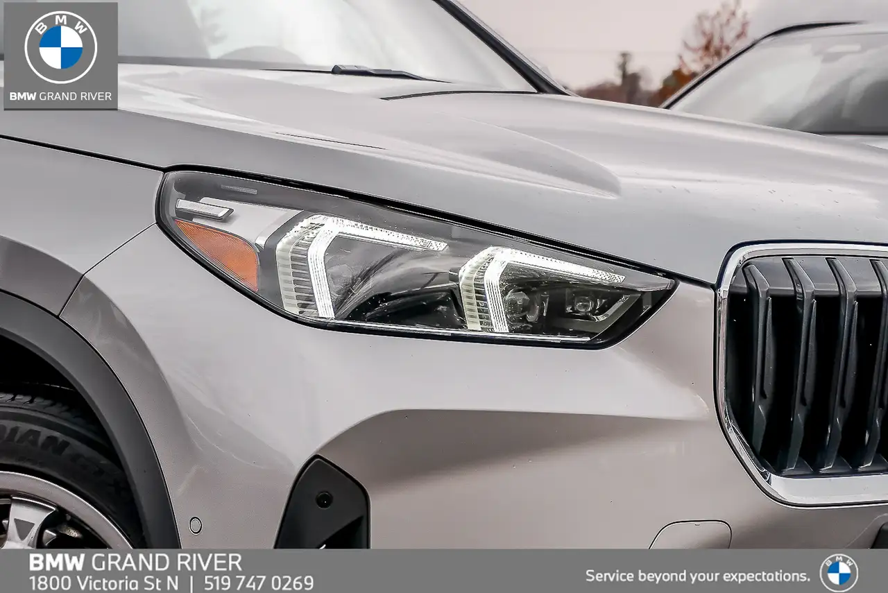 BMW X1 снимка BMW X1