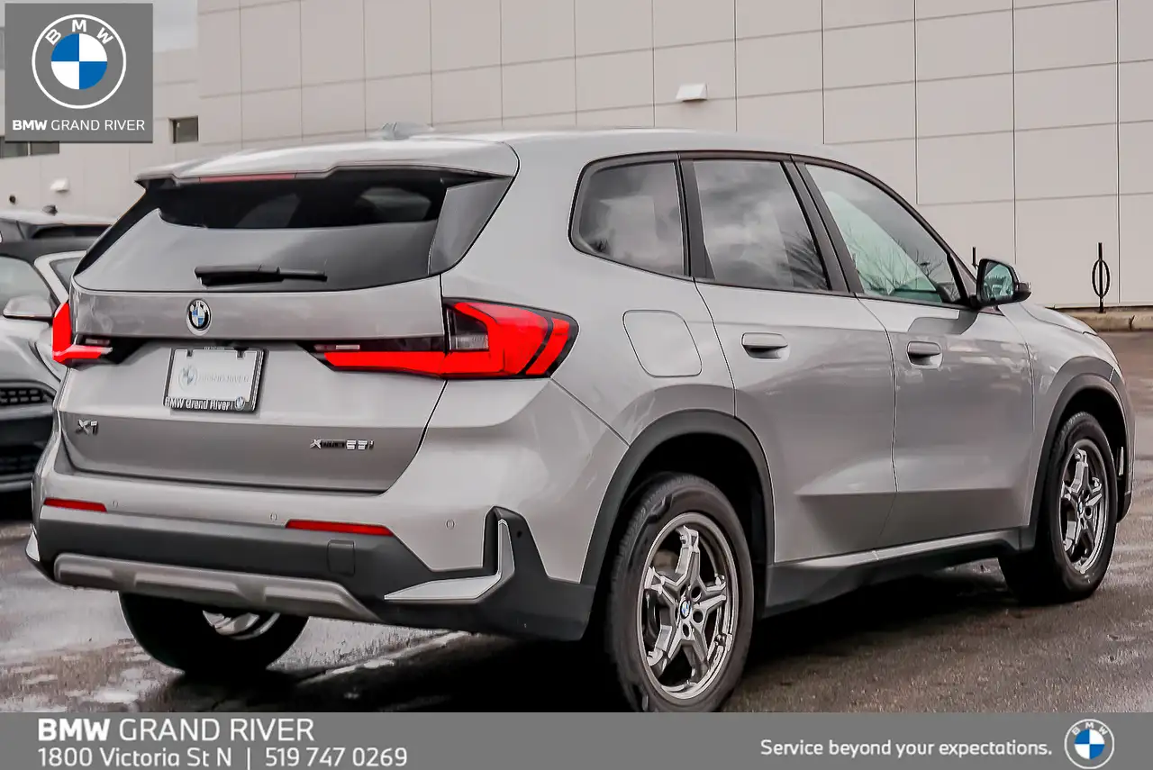 BMW X1 снимка BMW X1