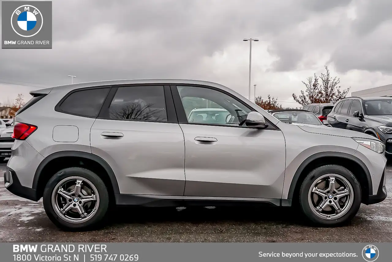 BMW X1 снимка BMW X1