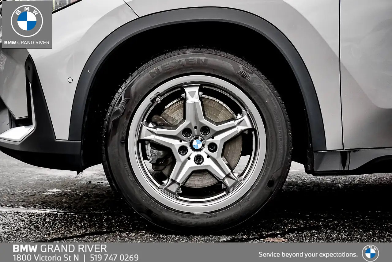 BMW X1 снимка BMW X1
