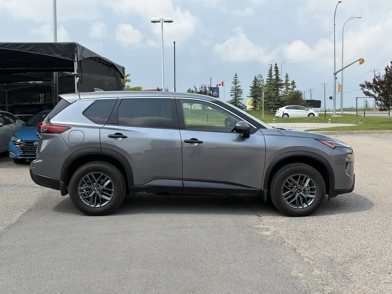 Nissan Rogue снимка Nissan Rogue