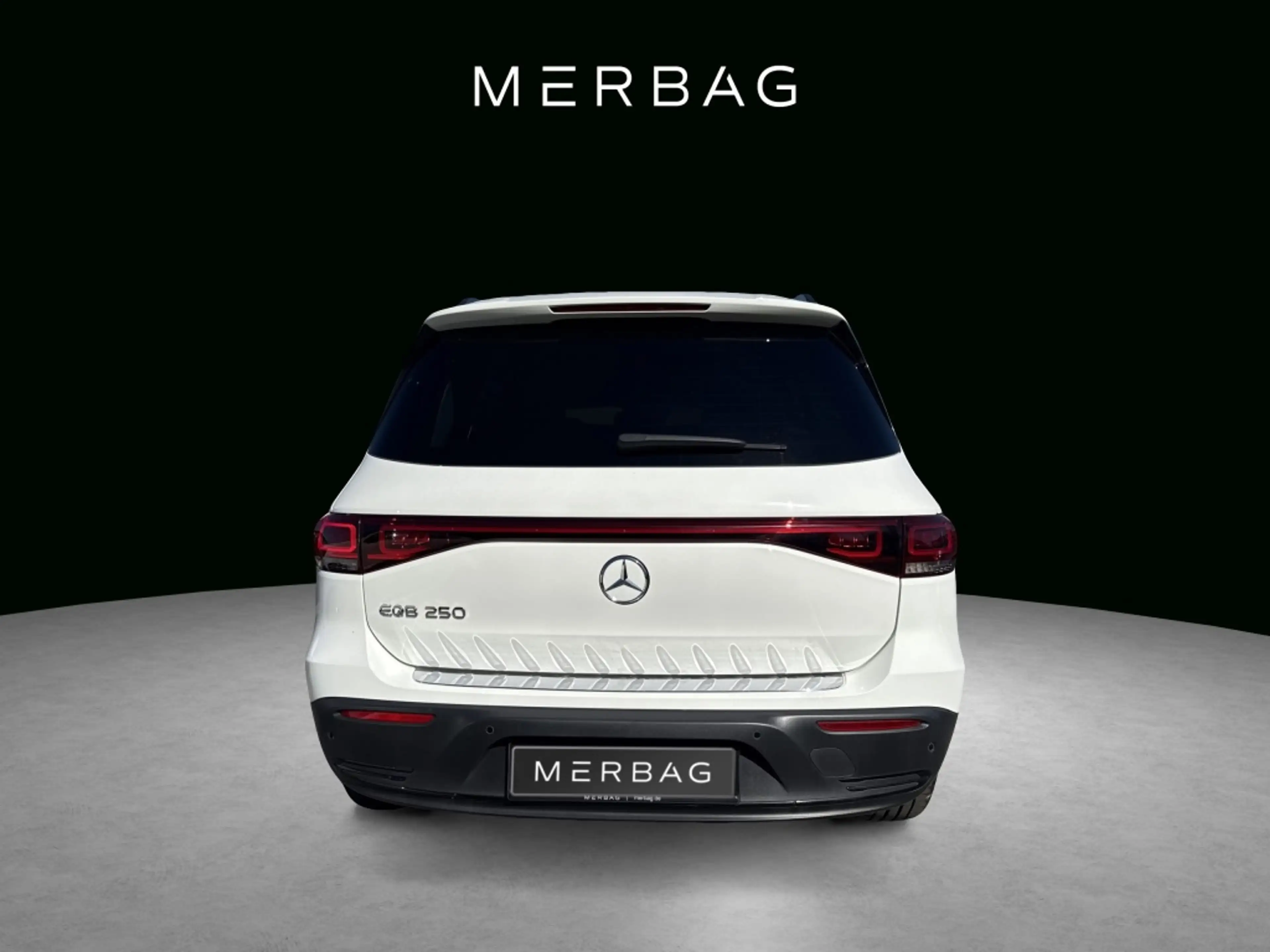 Mercedes-Benz EQB 250 Progressive NIGHT HUD 360 DC-LADER — photo 6