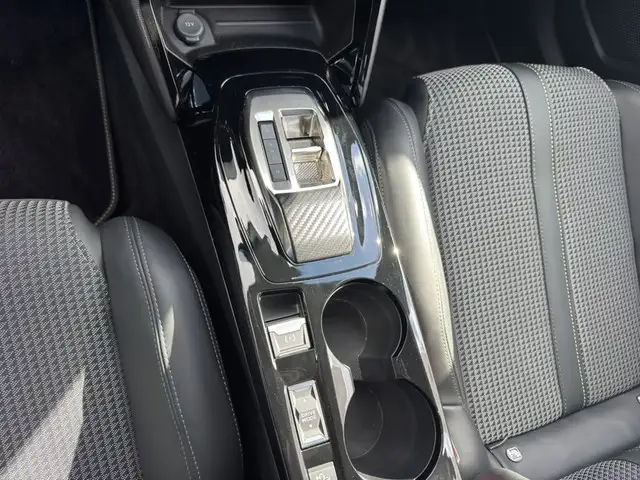 Peugeot 2008 view 7