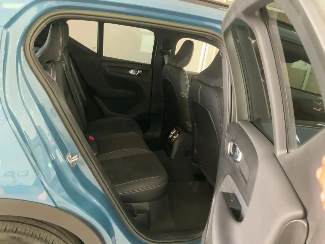 Volvo XC40 T5 Recharge Plug-in auto Ultimate Dark, миниатюра 10