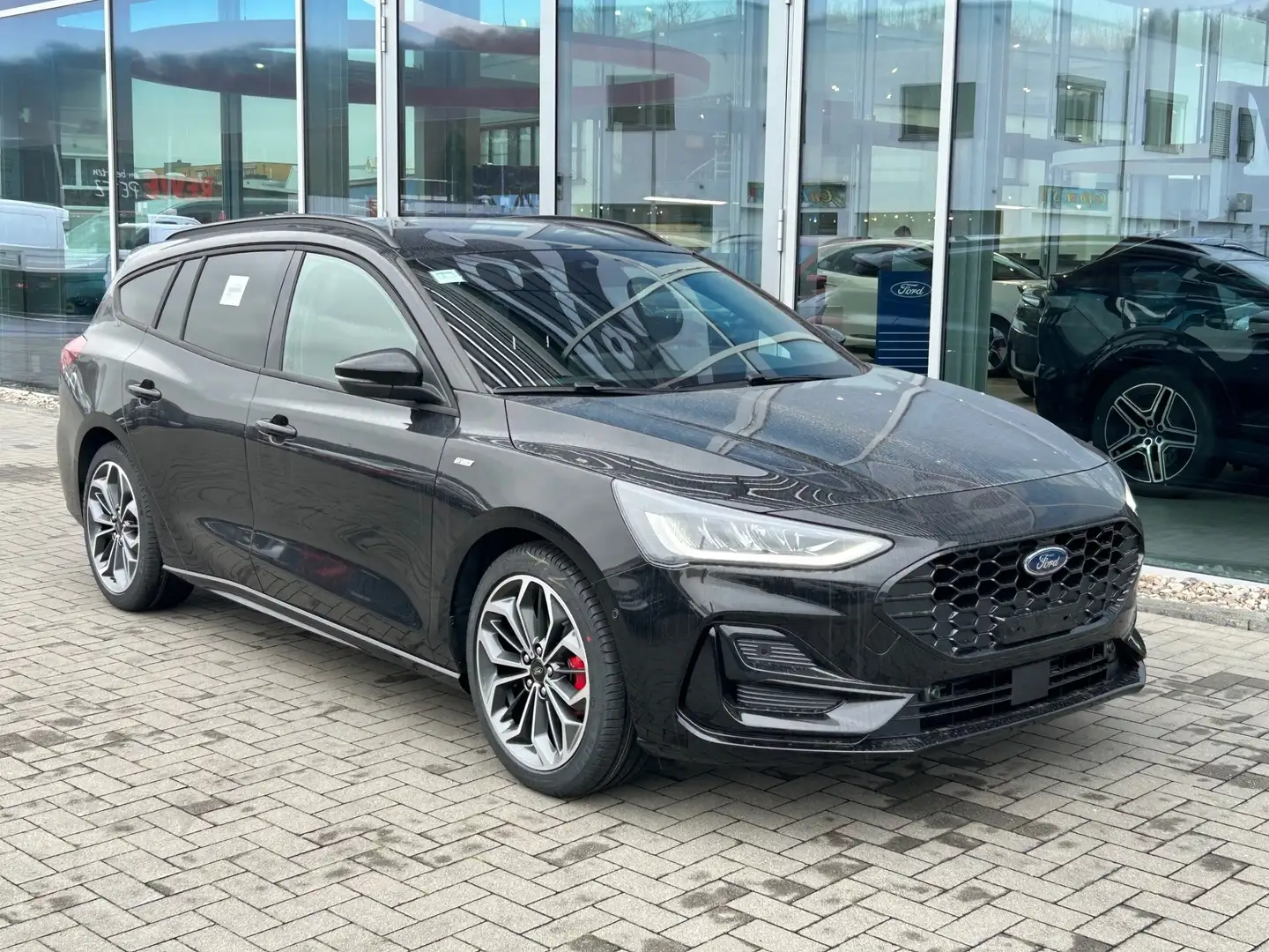 Ford Focus ST-LINE X *iACC *TWA *RFK Schwarz - 2