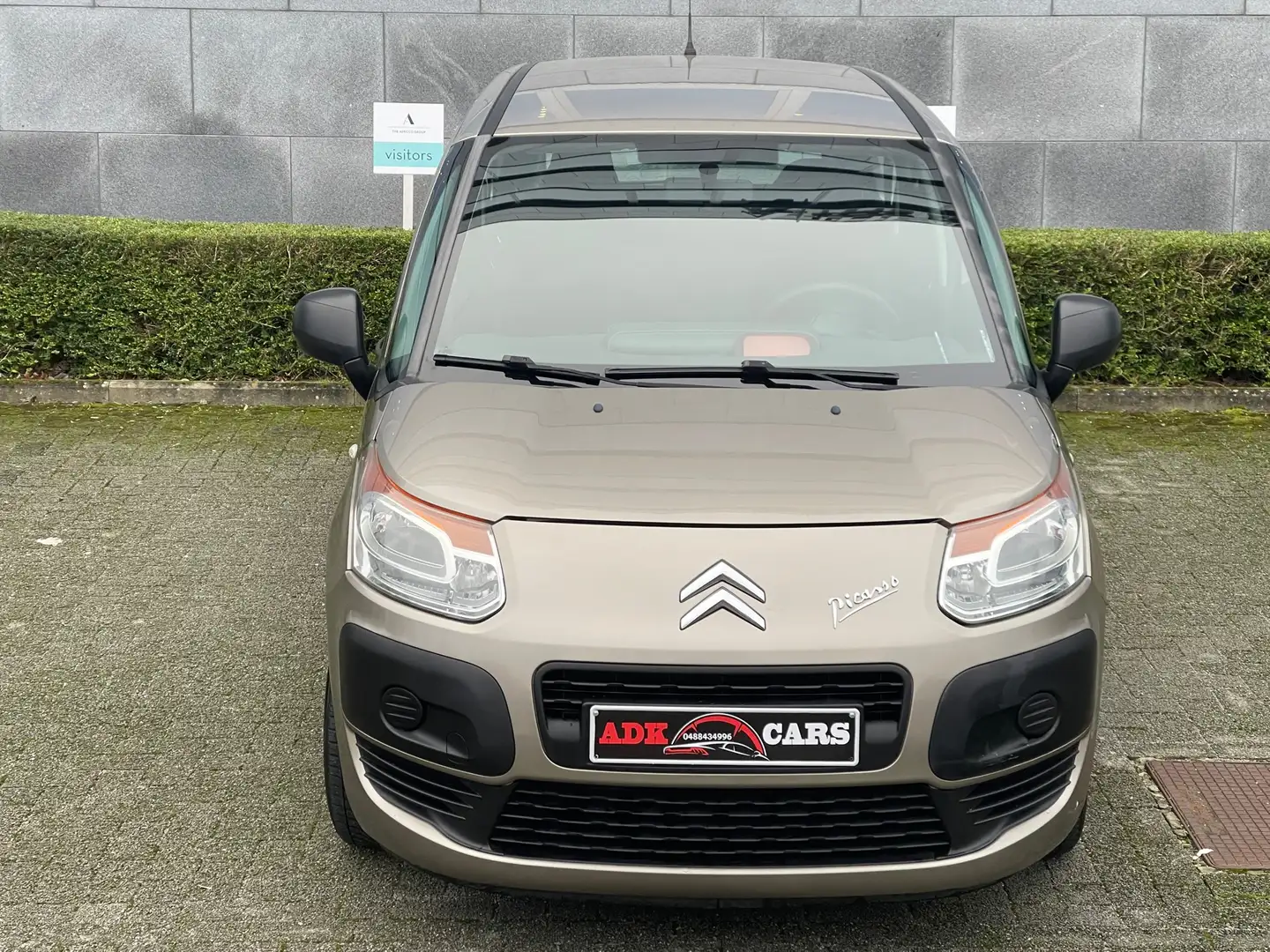 Citroen C3 Picasso 1.4i Attraction Beżowy - 1