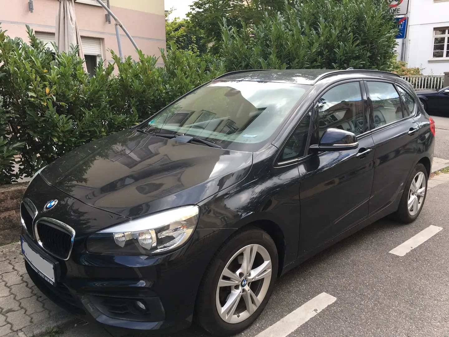 BMW 218 2er Active Tourer Diesel 218d Active Tourer Advant Schwarz - 1