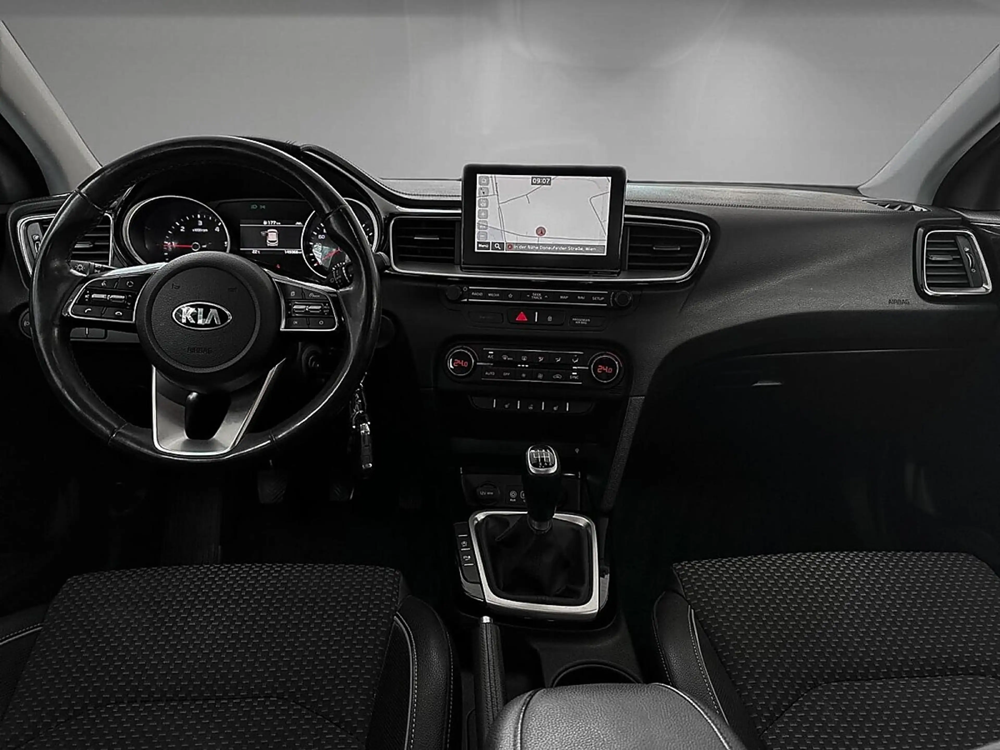 Kia Ceed SW / cee'd SW ceed SW 1,6 CRDi SCR ISG Gold | 1. BESITZ | LÜC... — photo 9