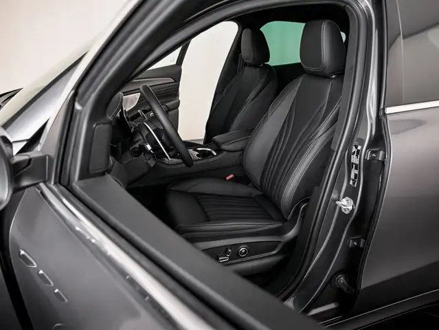 Maserati Grecale view 8
