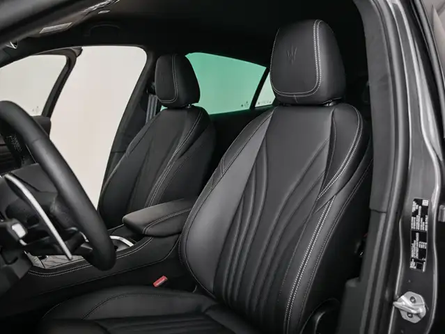 Maserati Grecale view 9