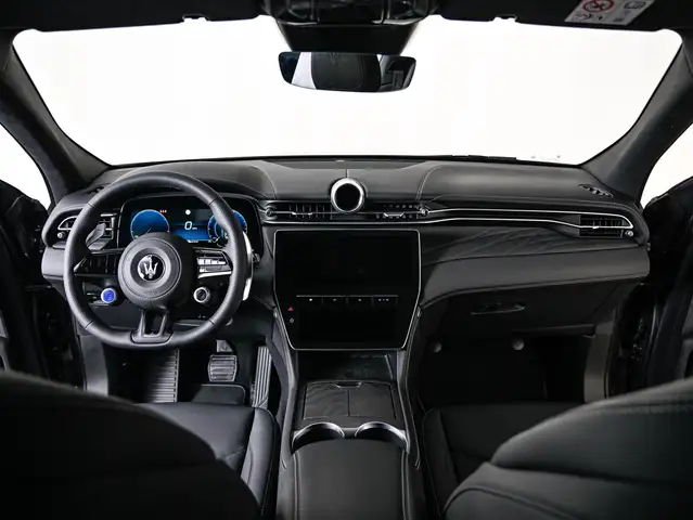 Maserati Grecale view 10