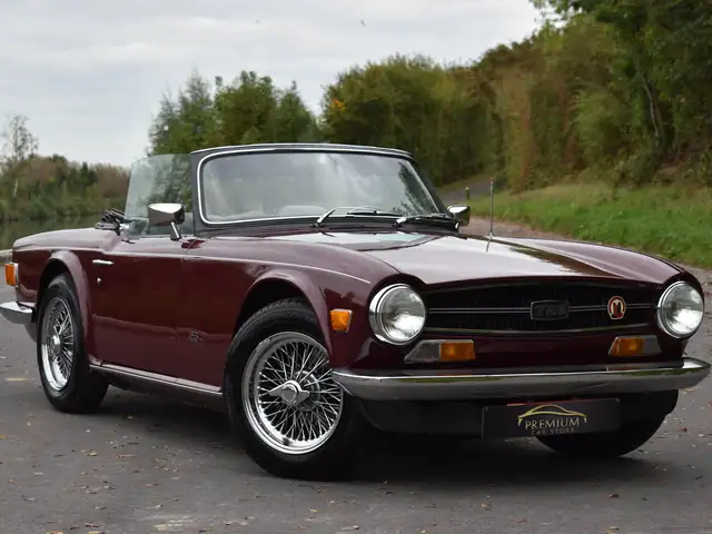 Triumph TR6 PI 151PK  DAMSON RED