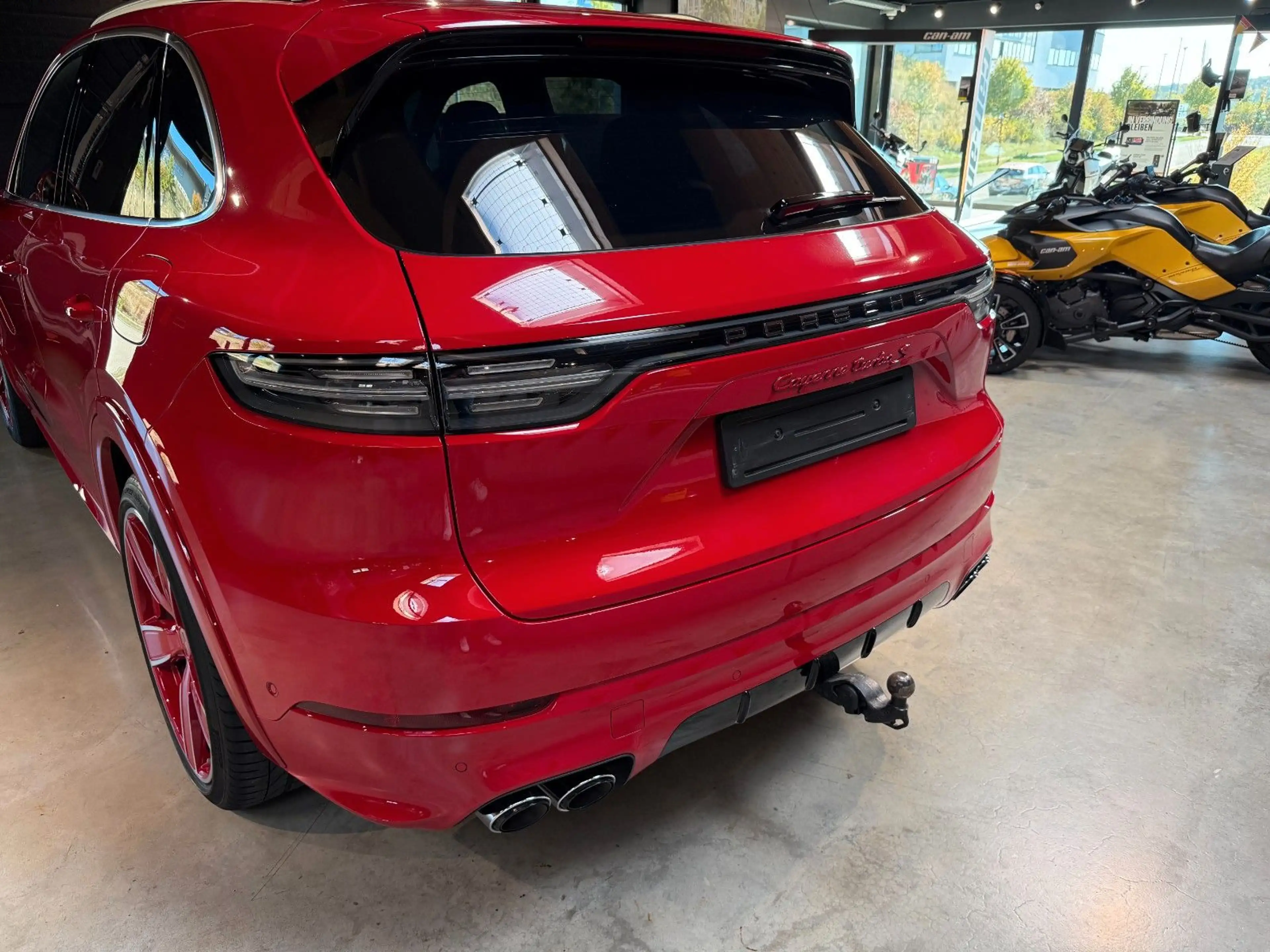 Porsche Cayenne Turbo S E-Hybrid — photo 38