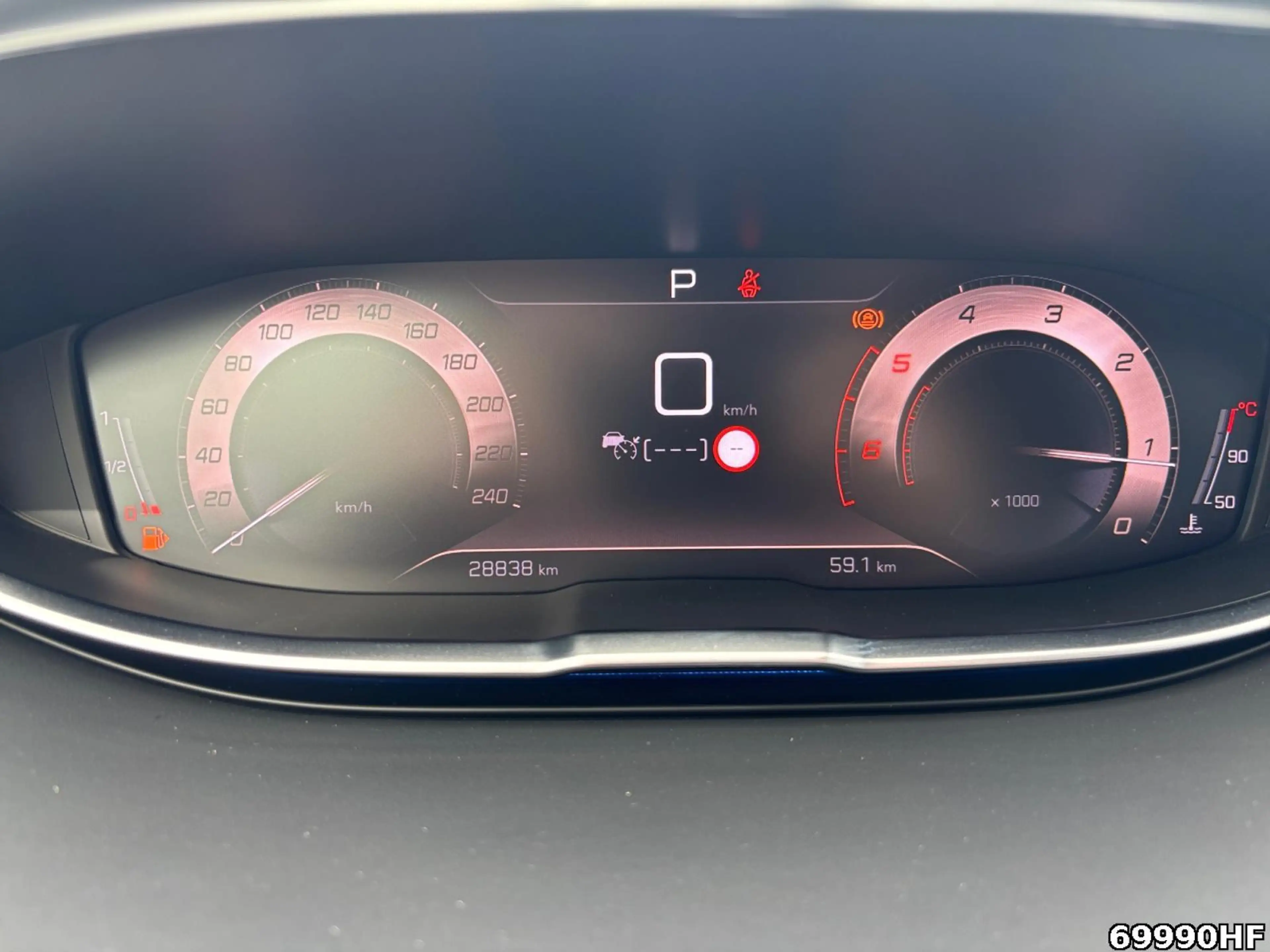 Peugeot 3008 1.5 BlueHDi 130 GT *NAVI*SHZ*KAMERA*LED* — photo 8
