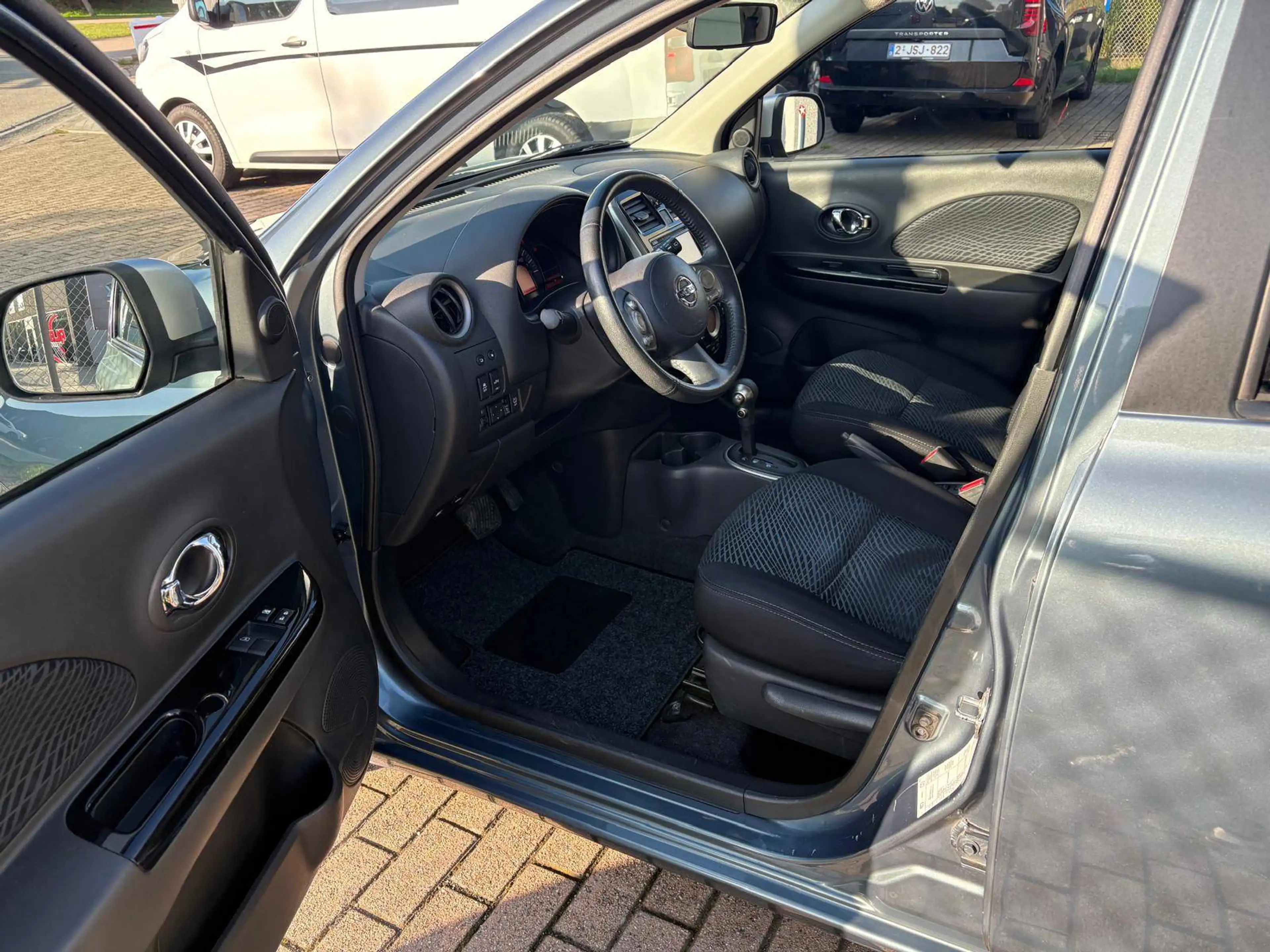 Nissan Micra Micra 1.2i N-TEC CVT — photo 7